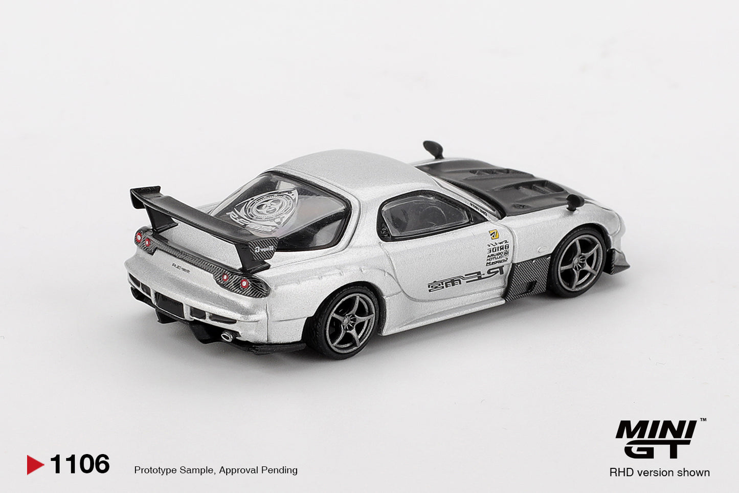 Mini GT MGT01106-R 1/64 Mazda RX-7 RE-Amemiya Silver Metallic LHD New