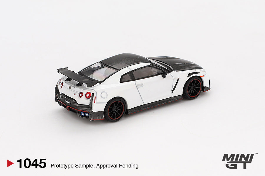 Mini GT 1/64 Nissan GT-R Nismo 2024 Brilliant White Pearl  RHD #1045 new sealed