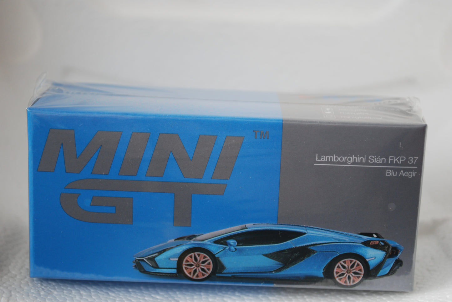 Mini Gt 1/64 Lamborghini Sian FKP 37 Blu Aegir LHD #573