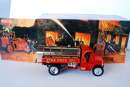 Matchbox YFE11  Diecast 1923 Mack Fire Engine Truck 1/43 No COA