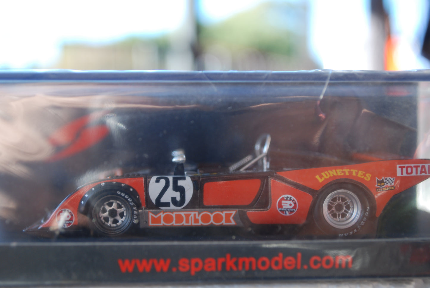 Spark 1/43 Chevron B36 No.25 24H Le Mans 1977 M. Cohen-Olivar - A. Flotard - M. Dubois S9411