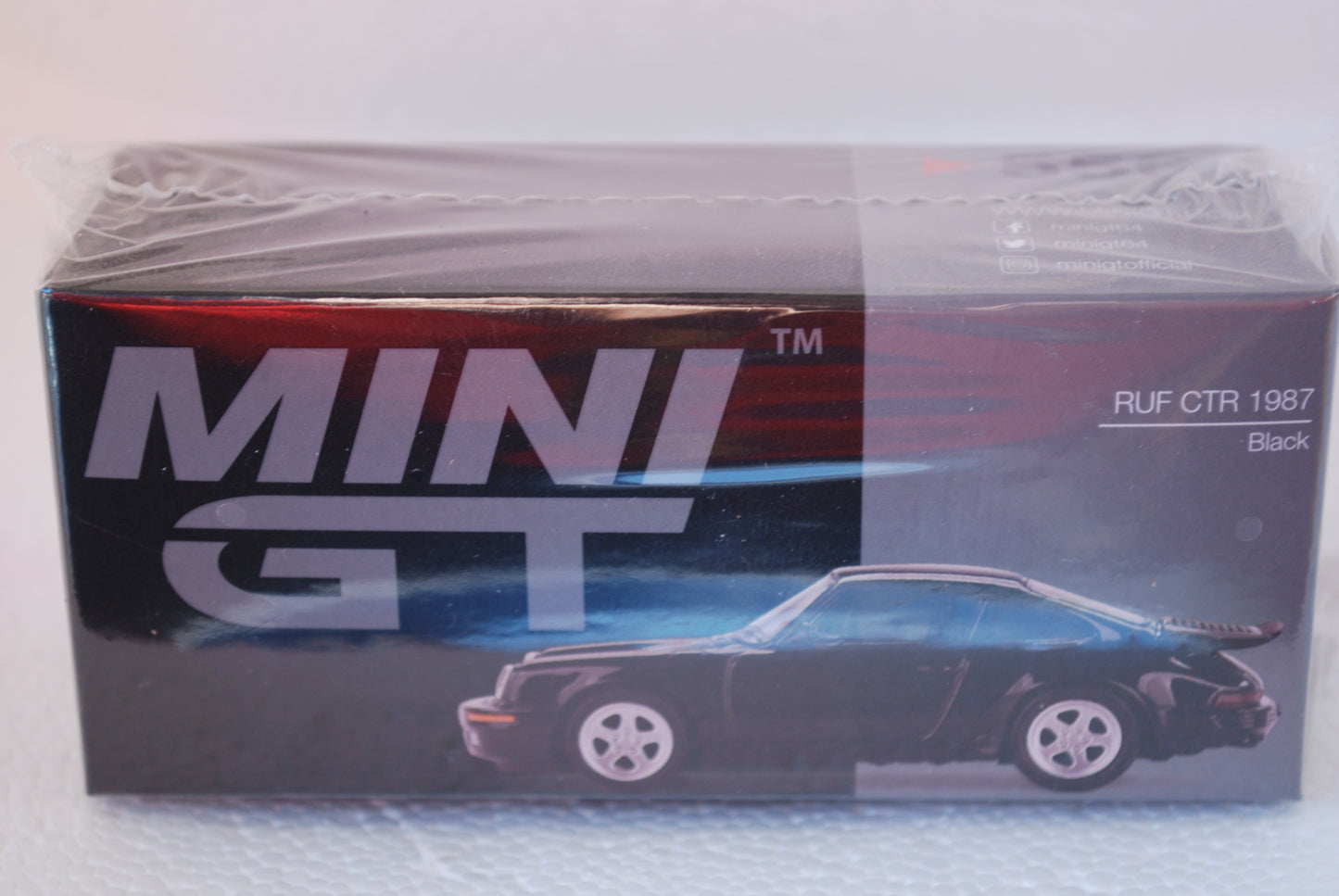 Mini GT 1/64 RUF CTR 1987 Black # 556 LHD