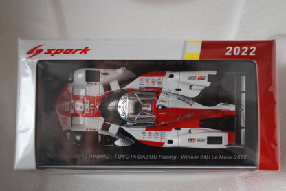 Spark 1/43 TOYOTA GR010 HYBRID No.8 TOYOTA GAZOO Racing Winner 24H Le Mans 2022 S. Buemi - R. Hirakawa - B. Hartley 43LM22