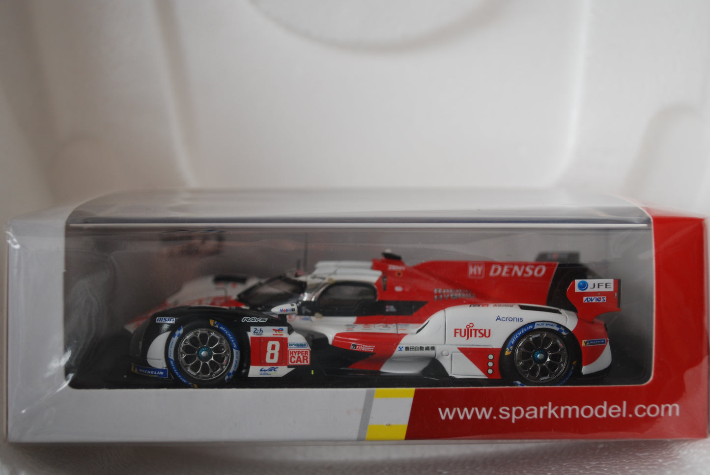 Spark 1/43 TOYOTA GR010 HYBRID No.8 TOYOTA GAZOO Racing Winner 24H Le Mans 2022 S. Buemi - R. Hirakawa - B. Hartley 43LM22