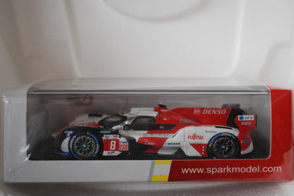 Spark 1/43 TOYOTA GR010 HYBRID No.8 TOYOTA GAZOO Racing Winner 24H Le Mans 2022 S. Buemi - R. Hirakawa - B. Hartley 43LM22