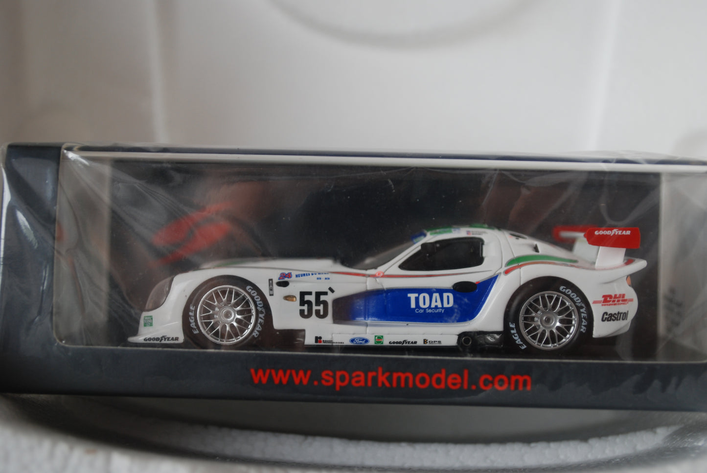Spark 1/43 Panoz Esperante GTR-1 No.55 David Price Racing 24H Le Mans 1997 D. Bundy - D. Brabham - P. McCarthy S5026