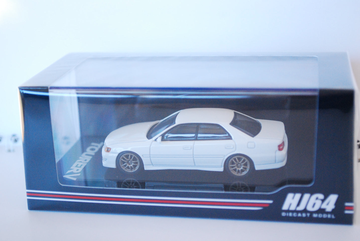 Hobby Japan 1/64 Toyota Chaser Tourer V Jzx100 1996 Early Model Super White Ii