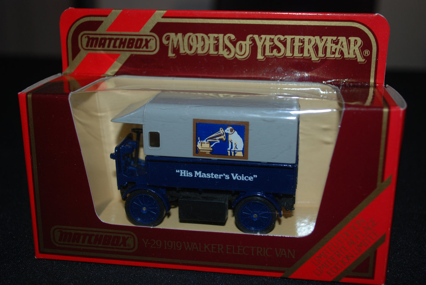MATCHBOX MODELS OF YESTERYEAR Y-29 WALKER ELECTRIC VAN HMV OLD Stock