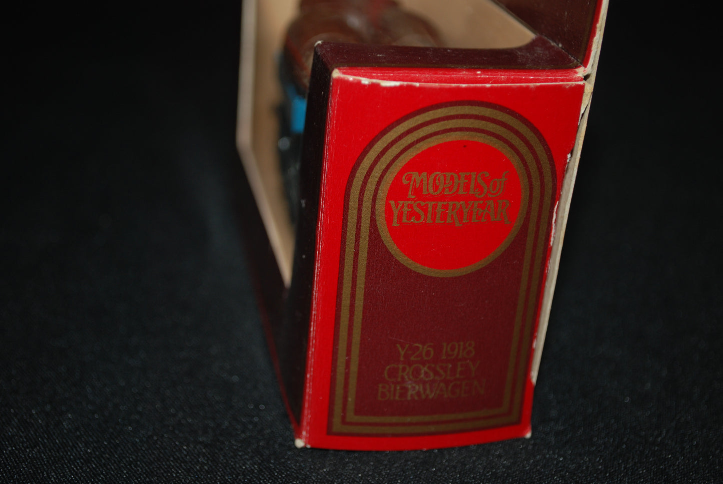 Matchbox Models of Yesteryear Y-26 1918 Crossley Beer Lorry Lowenbrau