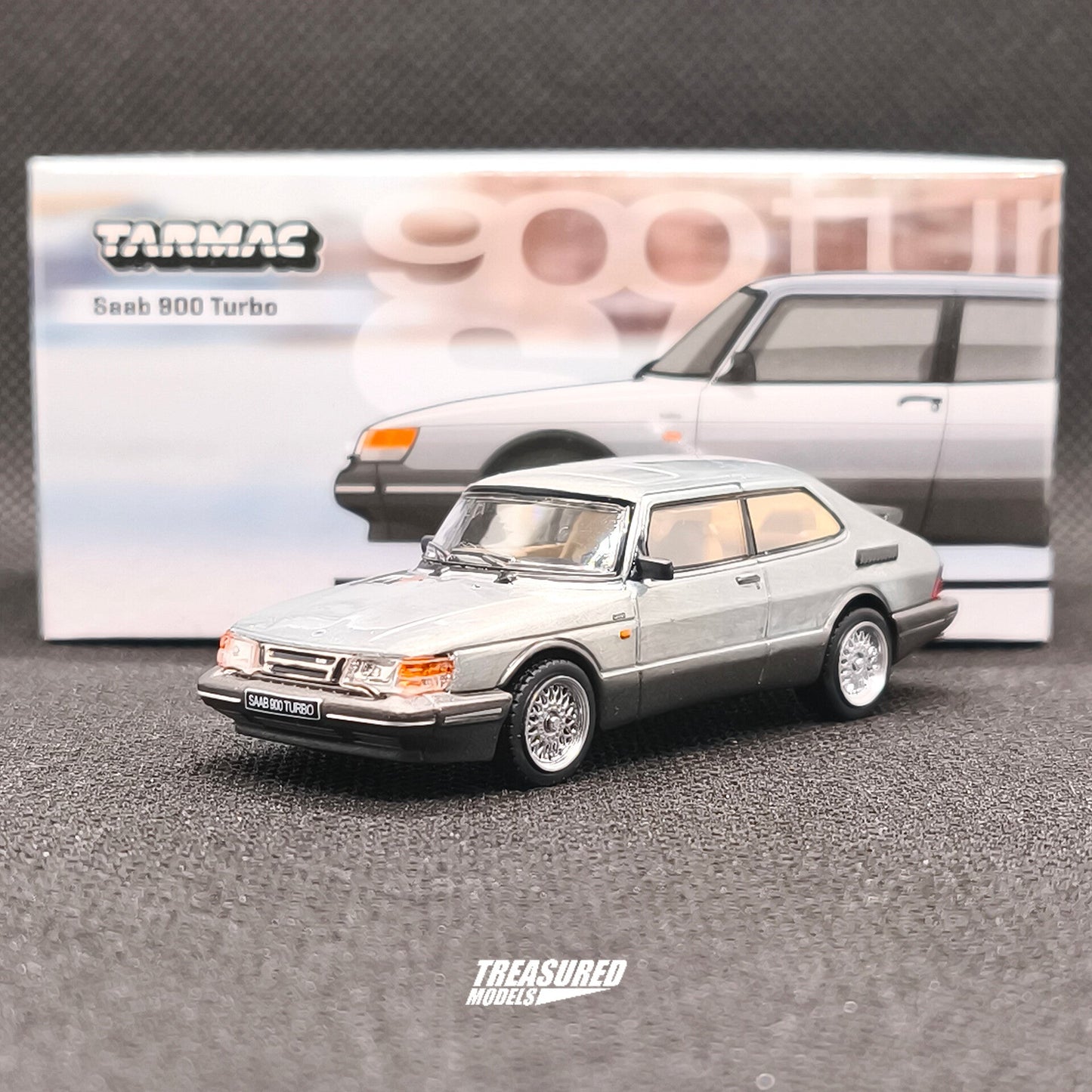 Tarmac Works 1:64 Saab 900 Turbo Silver Diecast Model Car